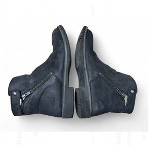 UGG KAYEL LEATHER 1016920 BLACK WOMAN’S BOOTS SIZE 9.5 AUTHENTIC